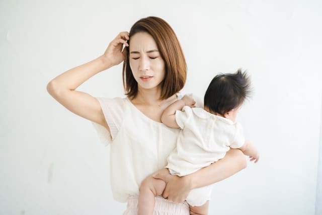 産後のホルモンバランスの乱れに効くツボ・写真1