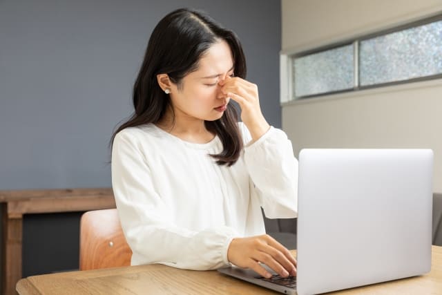 ドライアイに効くツボ・写真1