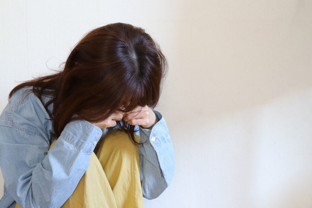 気分の落ち込みに効くツボ・写真1